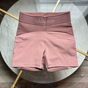 Lululemon Logo Waistband Everlux Training Short 4”